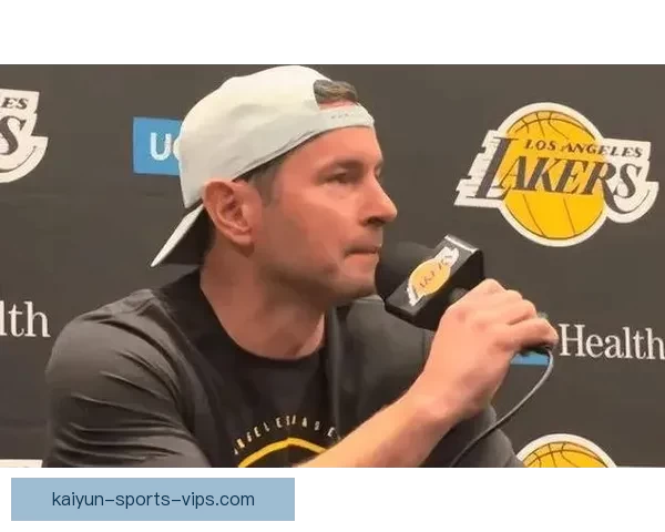 破案了！唇语专家揭示雷迪克爆粗骂卢卡 范德彪神奇救场逆转局势